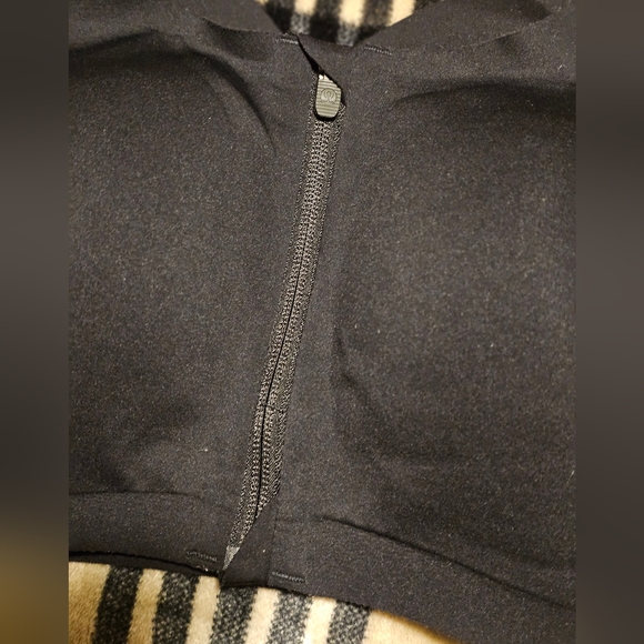 LuLuLemon 34DD Front Zip Full Coverage Mid/High Impact Sports Bra - Picture 7 of 14